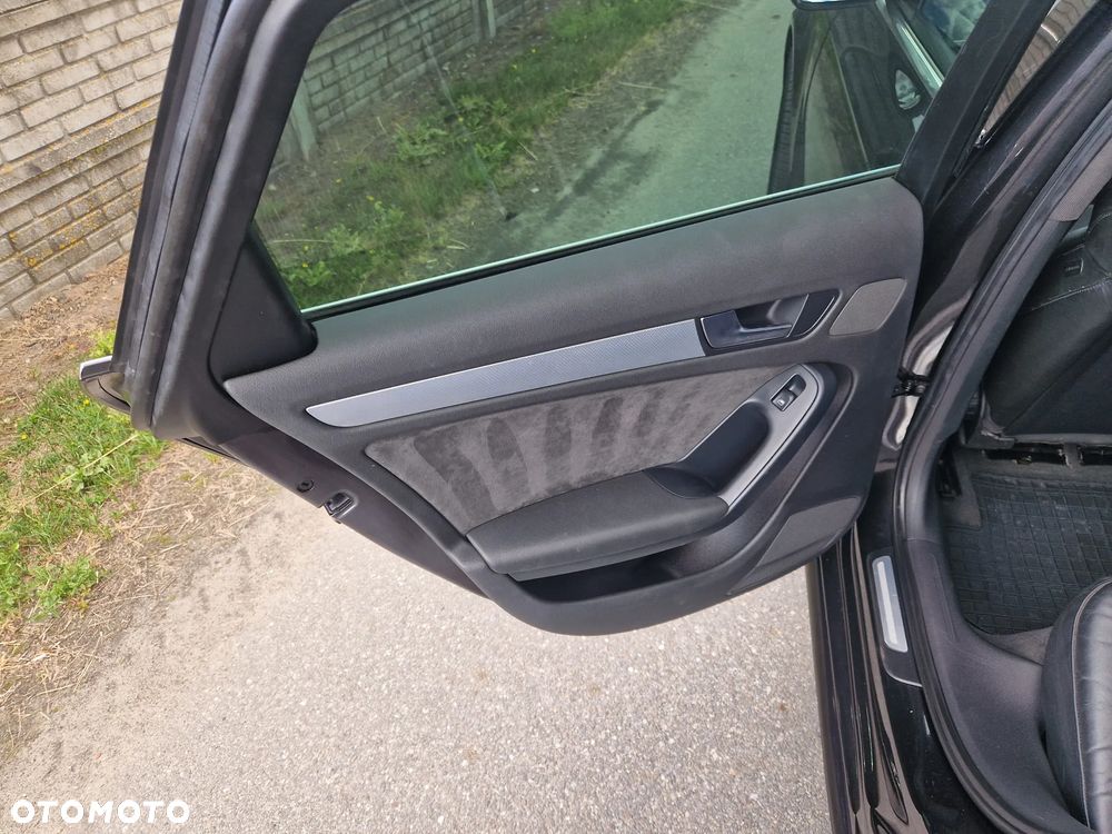 Audi A4 Limousine 2.0 TDI - 13