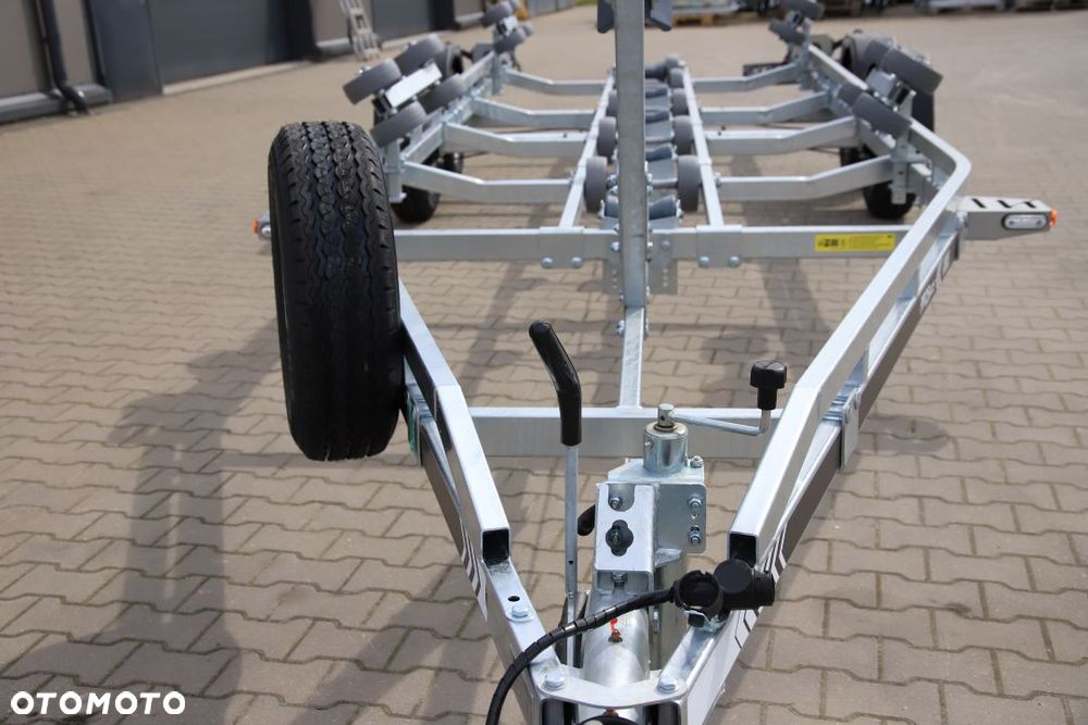 Lorries Przyczepa Podłodziowa PP25-8025 Do Łodzi Max 7,8 M DMC 2700 kg Tylne Lampy LED - 14