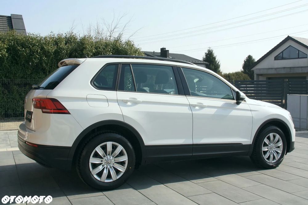 Volkswagen Tiguan - 12