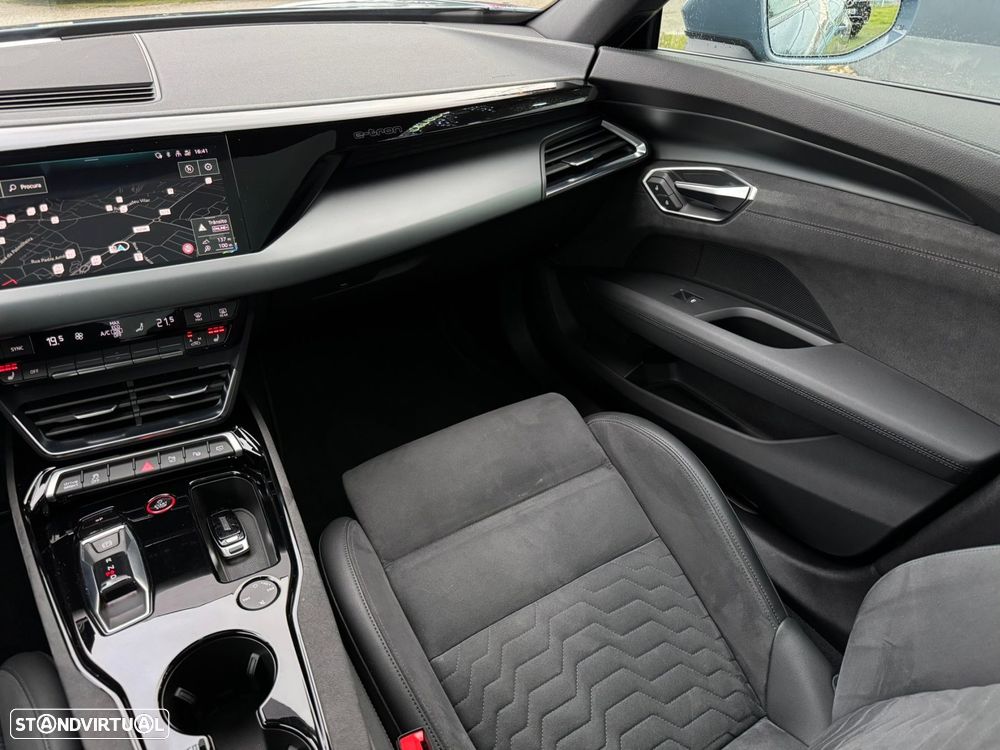 Audi e-tron GT quattro - 35