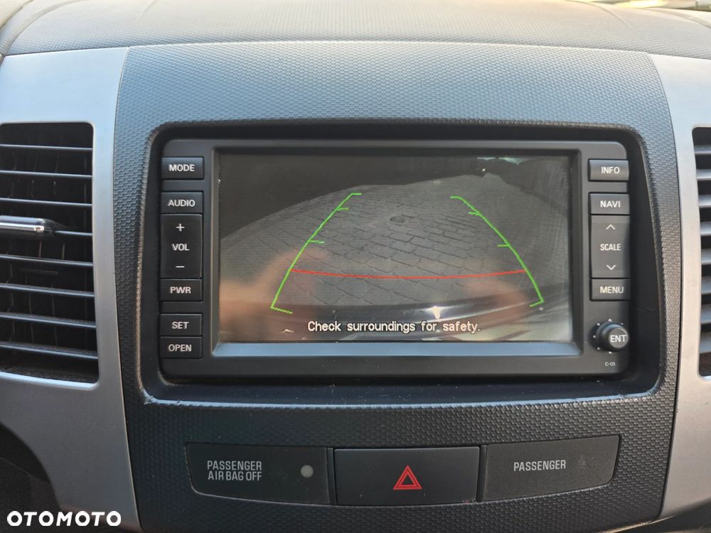 Citroën C-Crosser 2.2 HDi Exclusive DCS - 26