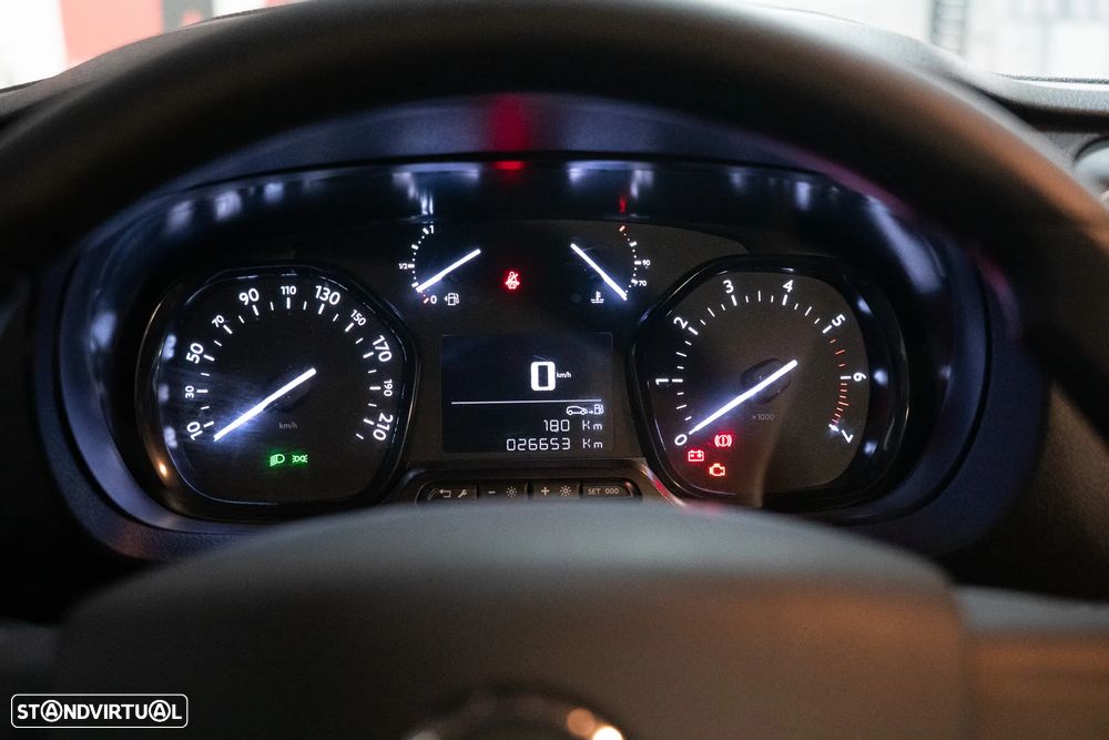 Opel Vivaro 1.5 CDTi L2H1 Essentia Inc - 18