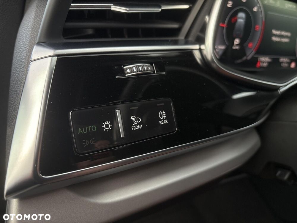 Audi Q7 50 TDI Quattro Tiptronic - 13