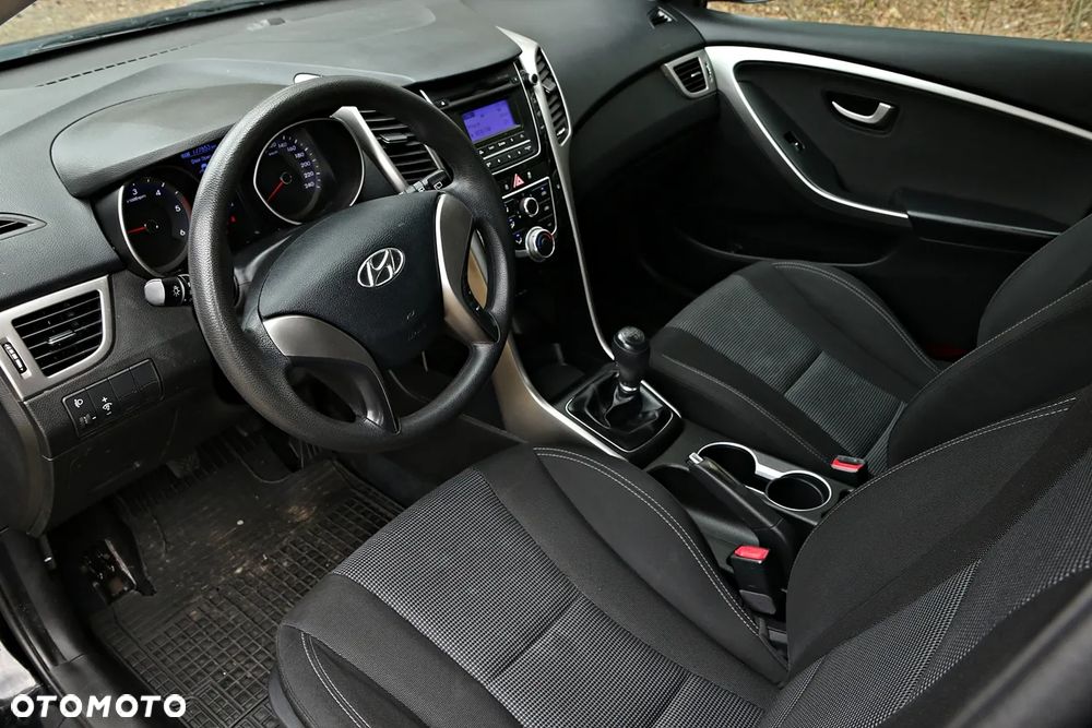 Hyundai i30 1.4 CRDi Advantage - 6