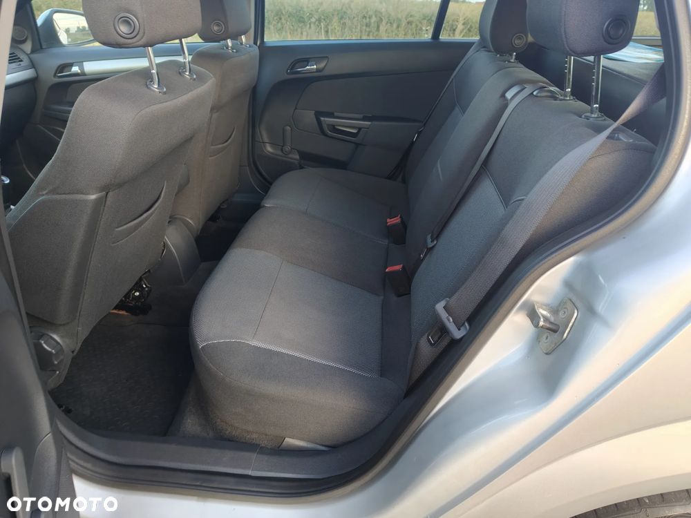 Opel Astra - 15