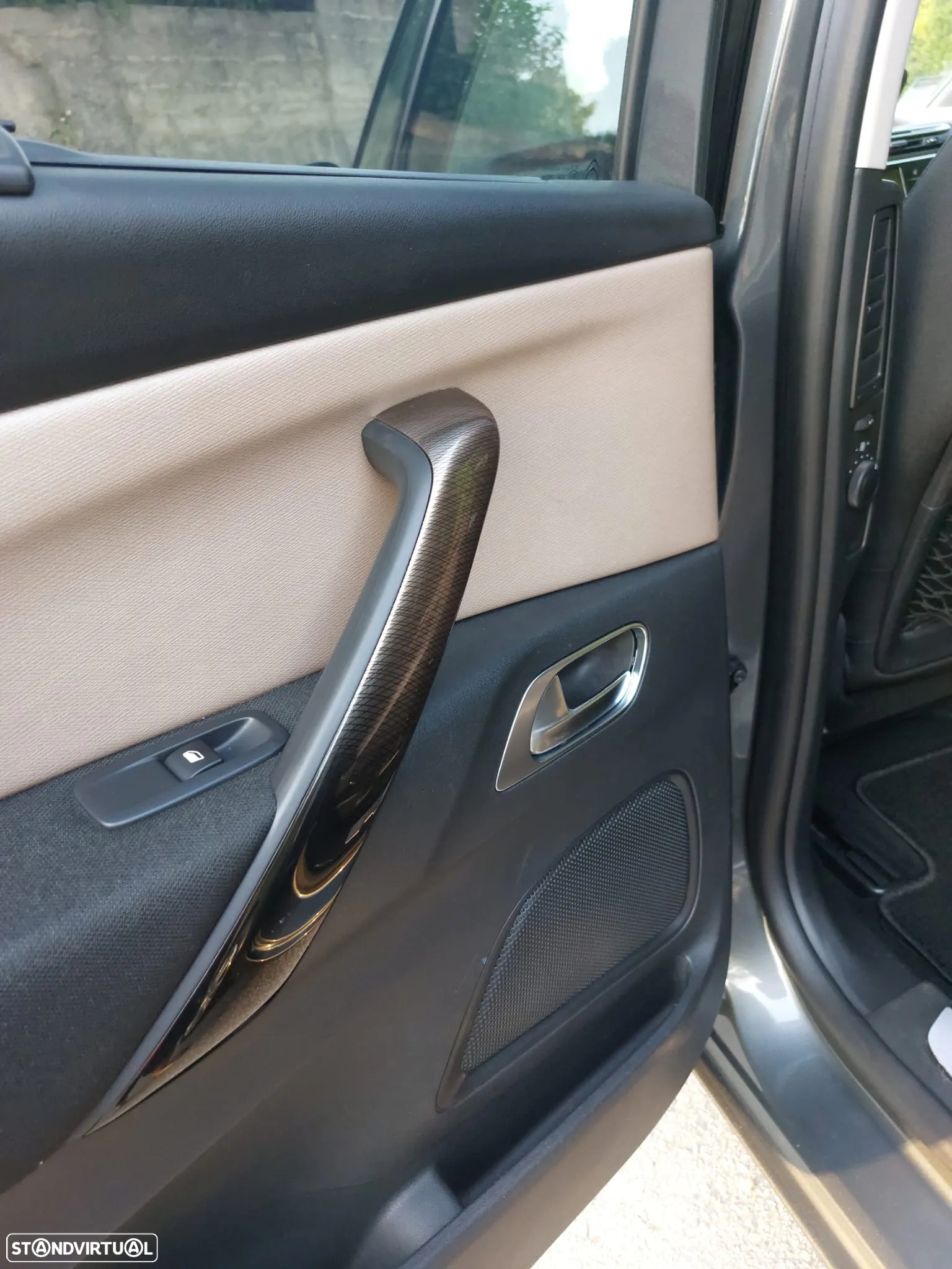 Citroën C4 Grand Picasso 2.0 HDi FAP EGS6 (7L) Exclusive - 17