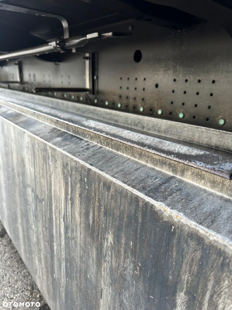 Schmitz Cargobull SCB S3T - 6