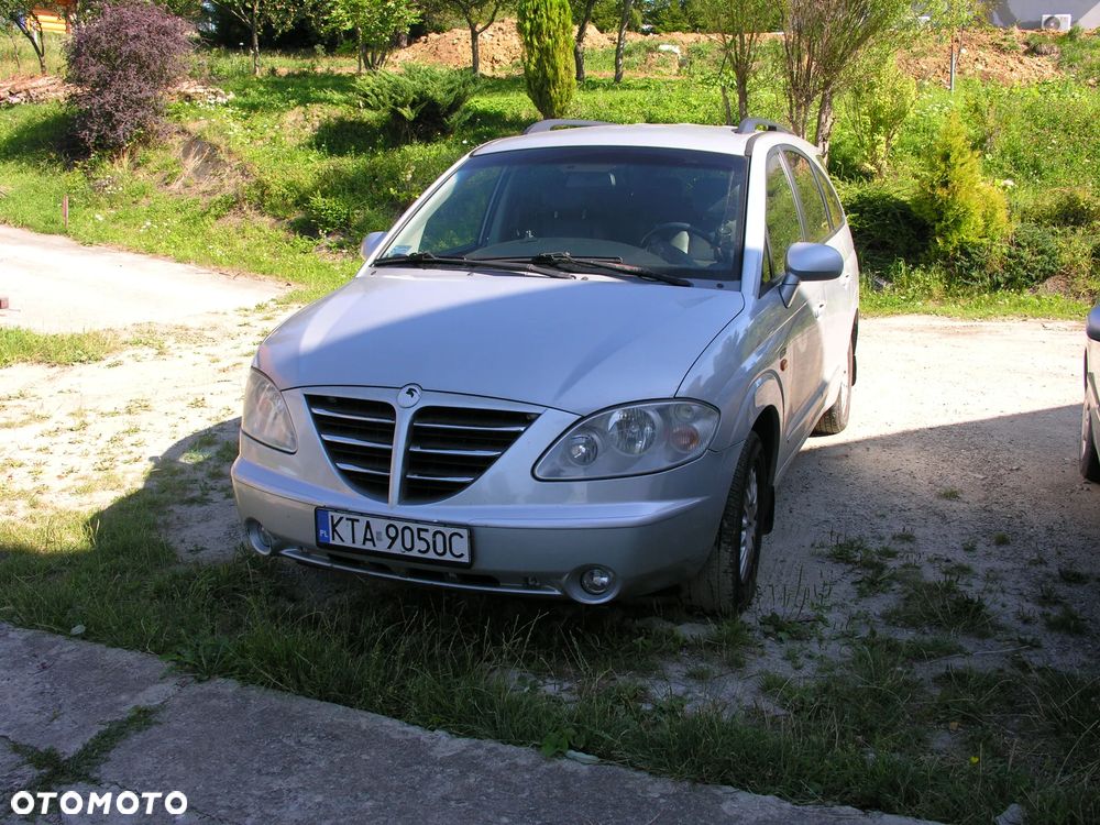 SsangYong/KGM Rodius 270 Xdi Elite - 1