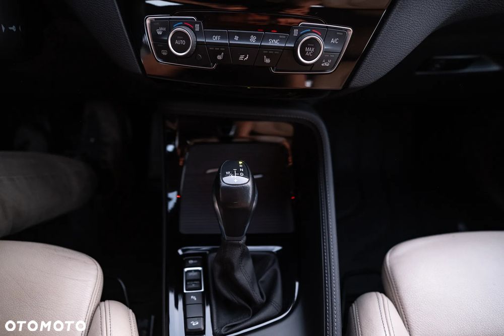 BMW X1 - 15