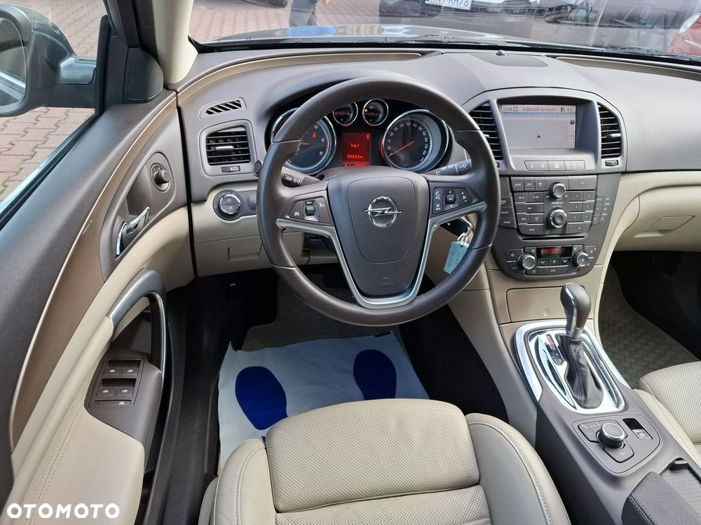 Opel Insignia - 18