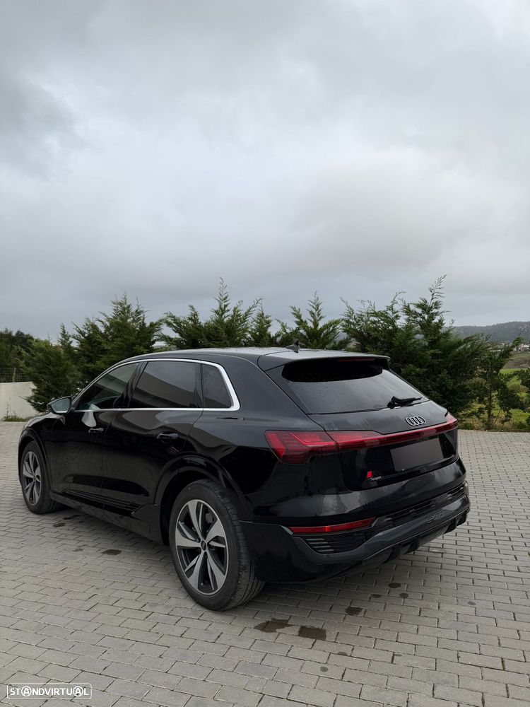Audi Q8 e-Tron 50 quattro S line - 3