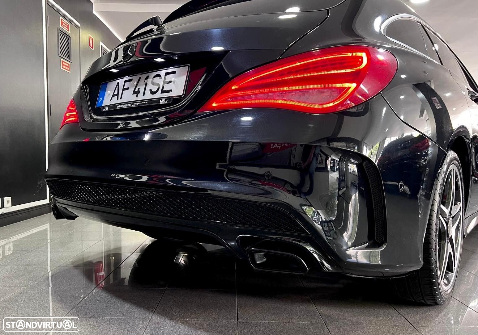 Mercedes-Benz CLA 200 d Shooting Brake AMG Line Aut. - 33