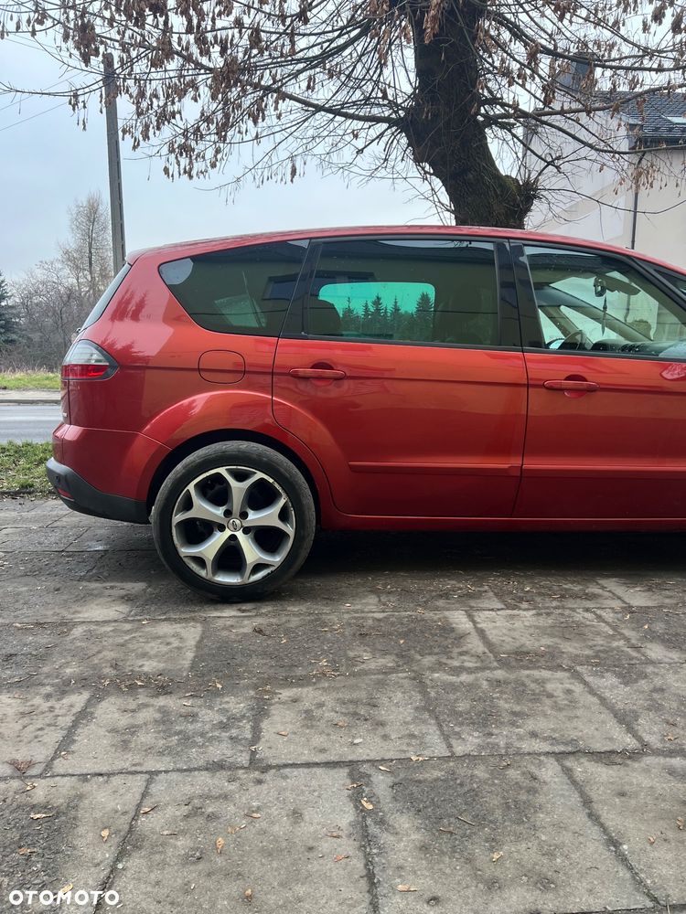 Ford S-Max 2.0 TDCi DPF Titanium - 1