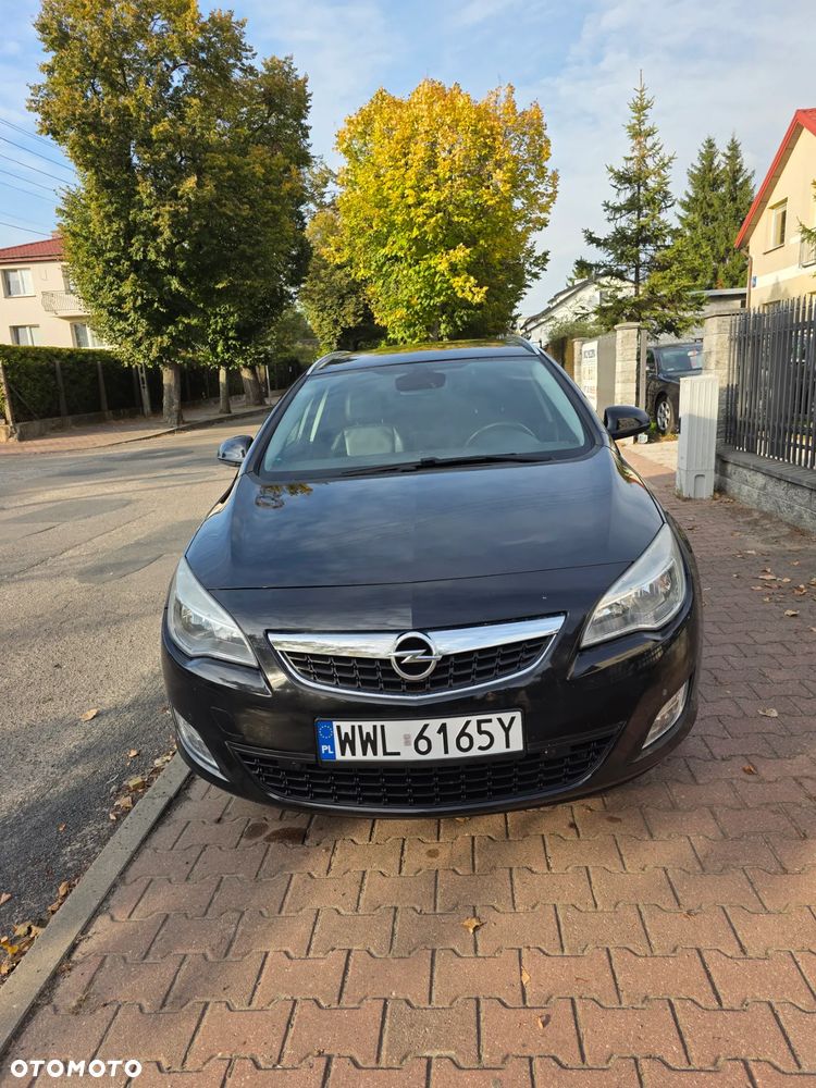 Opel Astra 2.0 CDTI DPF Cosmo - 2