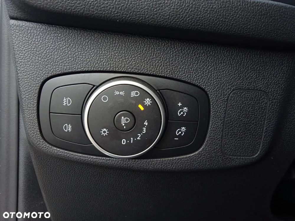 Ford Focus 1.5 EcoBlue Connected - 30