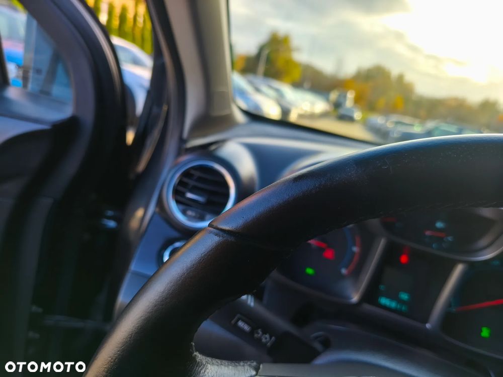 Chevrolet Orlando 2.0 D LTZ - 14