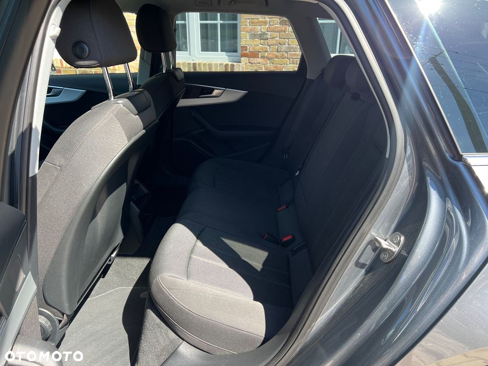 Audi A4 Avant 2.0 TDI - 25