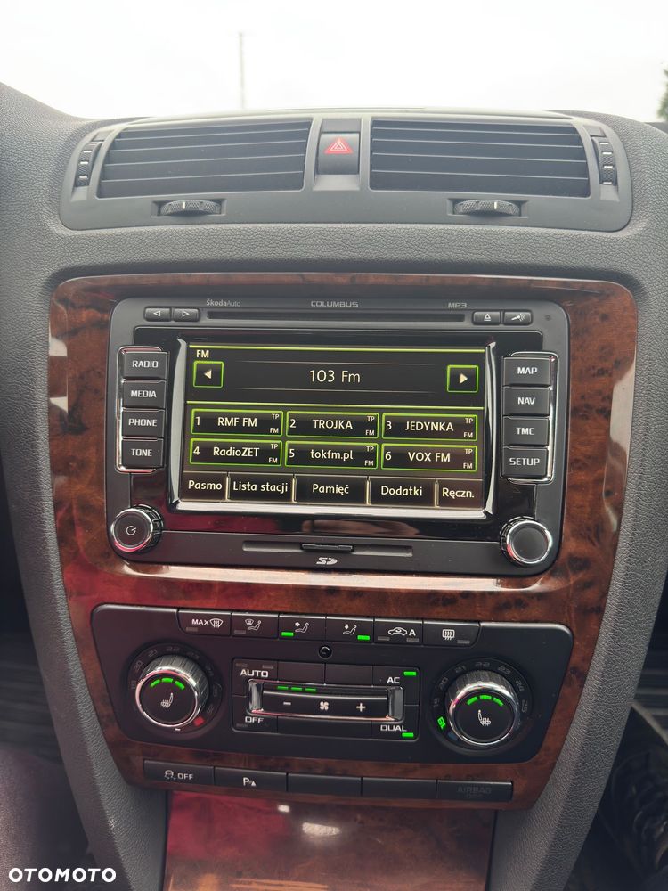 Skoda Octavia 2.0 TDI DPF Elegance DSG - 25