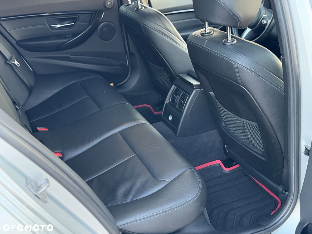 BMW Seria 3 - 35