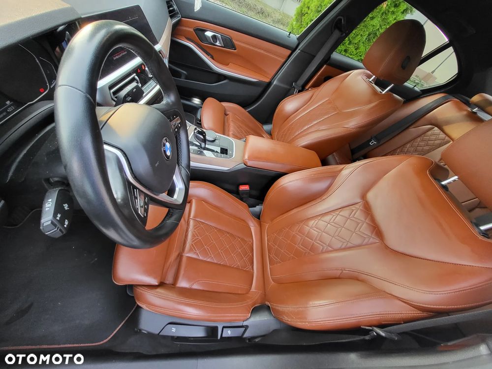 BMW Seria 3 318d Sport Line - 21