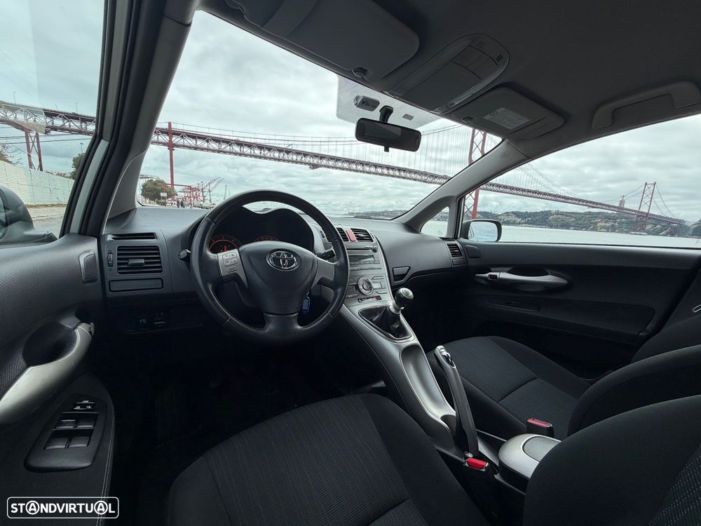 Toyota Auris 1.4 D-4D Comfort - 15