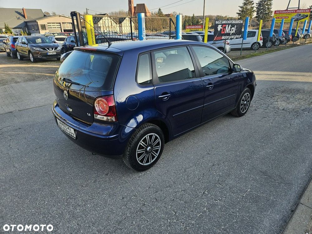 Volkswagen Polo 1.4 - 4