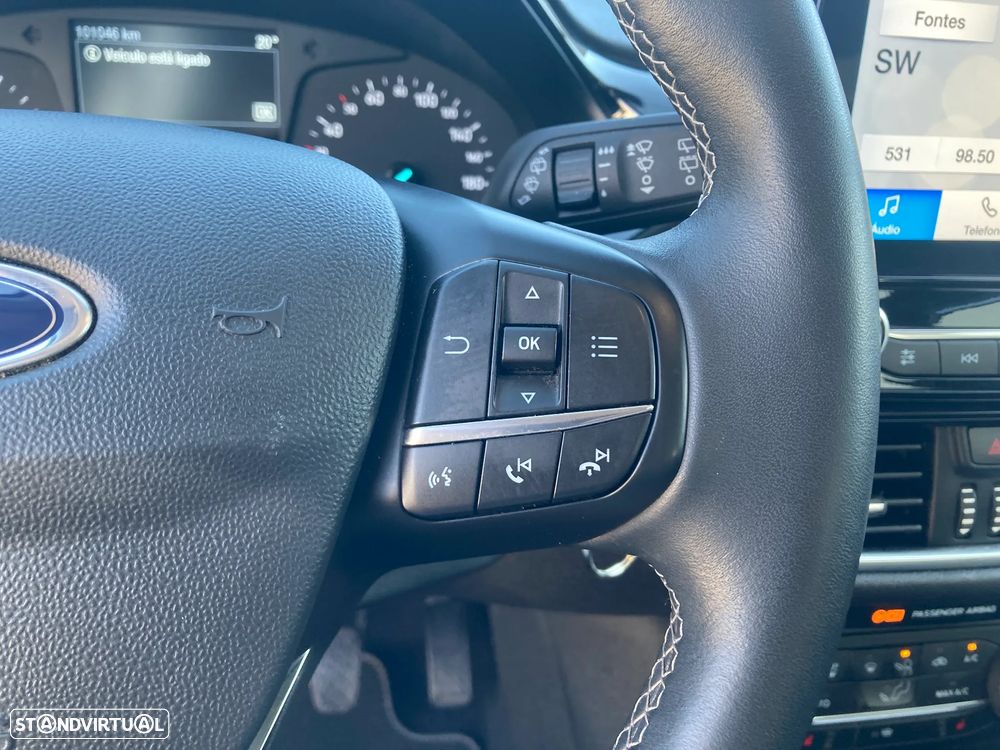 Ford Fiesta 1.0 EcoBoost S&S TITANIUM - 12