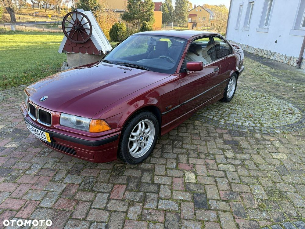 BMW Seria 3 316i - 1