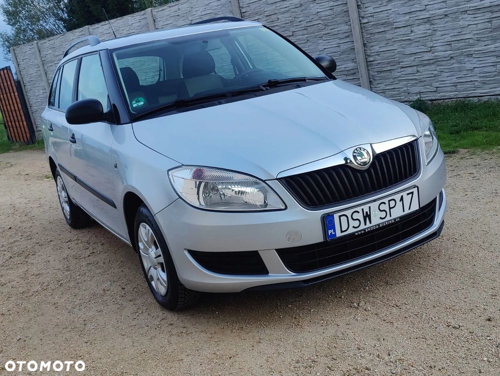 Skoda Fabia 1.2 HTP Combi Elegance - 34