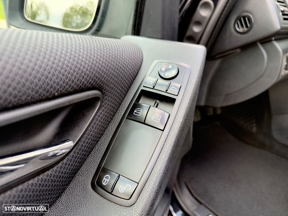 Mercedes-Benz A 160 BlueEFFICIENCY Avantgarde - 37