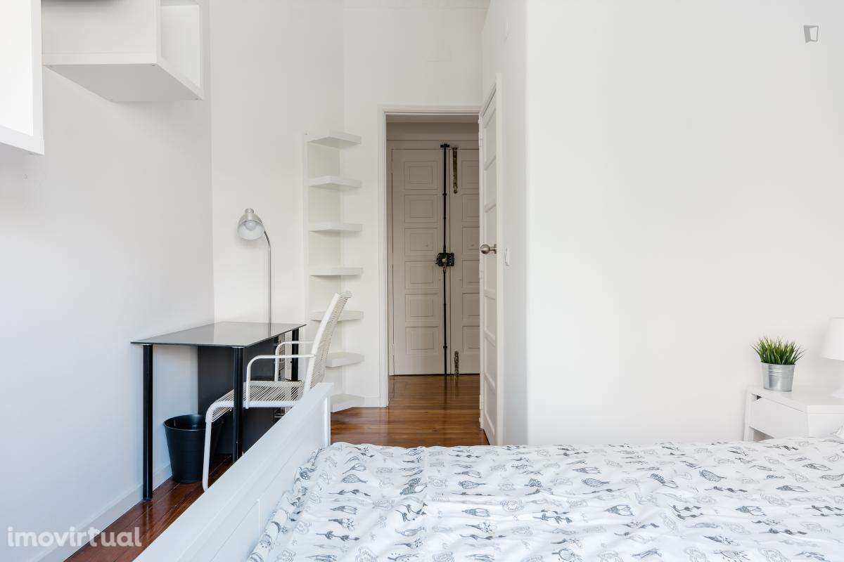 Quarto - localizado em Alameda Lisbon - Grande imagem: 4/20