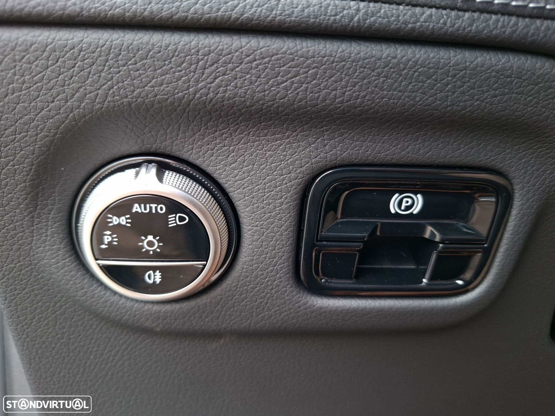 Mercedes-Benz EQE SUV 350+ - 19