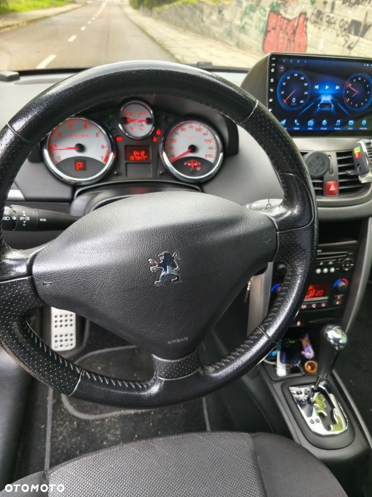 Peugeot 207 - 7