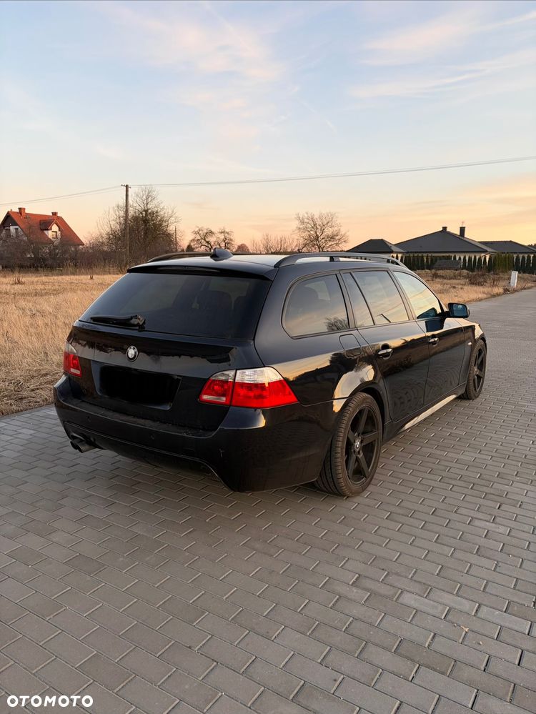 BMW Seria 5 525i - 4