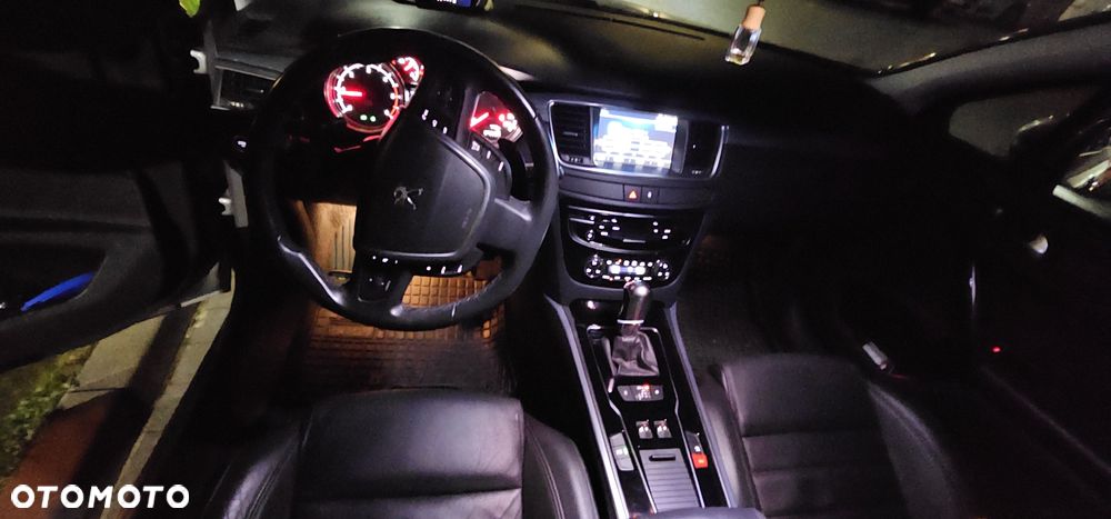 Peugeot 508 2.0 BlueHDi Allure S&S - 26