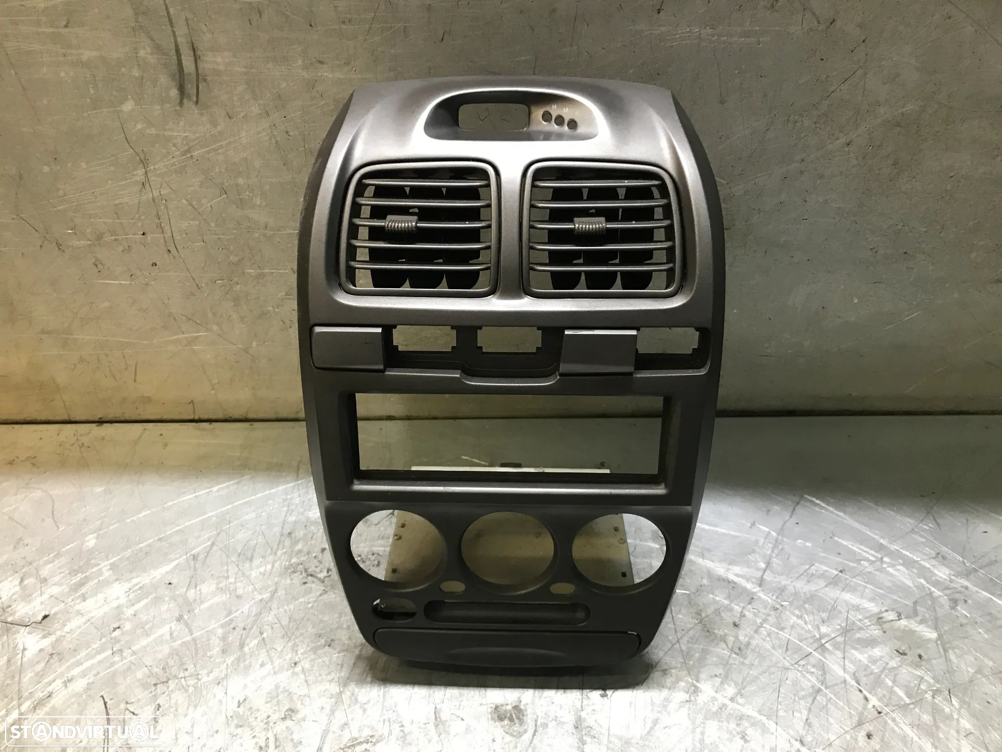 CONSOLA / MOLDURA DO RADIO HYUNDAI ACCENT II 99-05 84741-25300 - 1