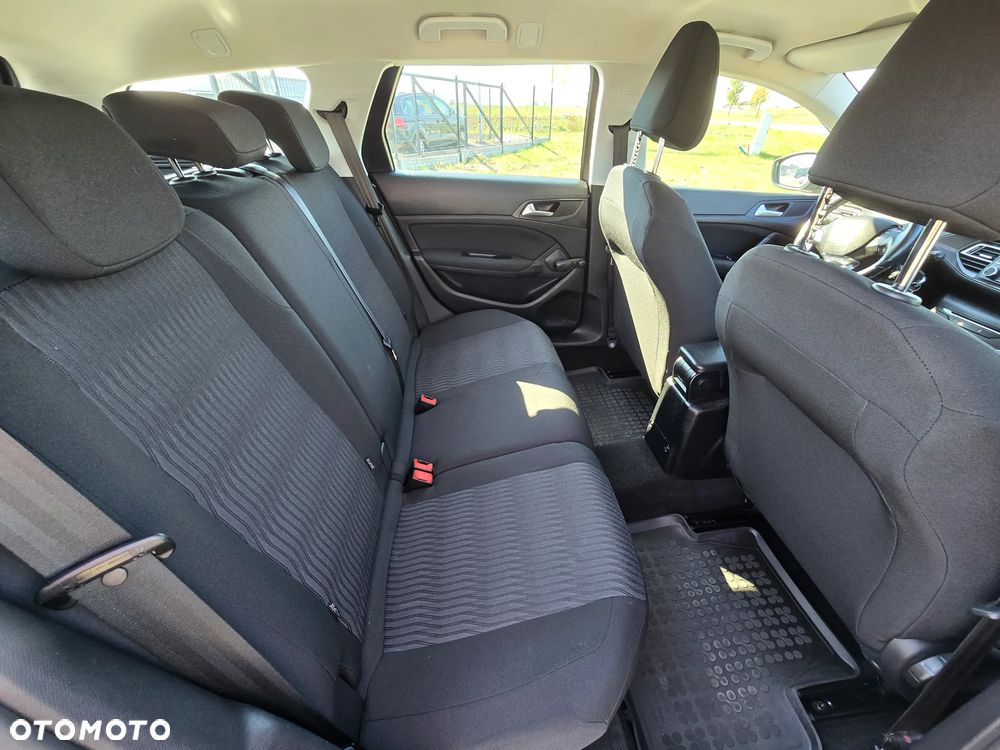 Peugeot 308 1.6 HDi Access - 24