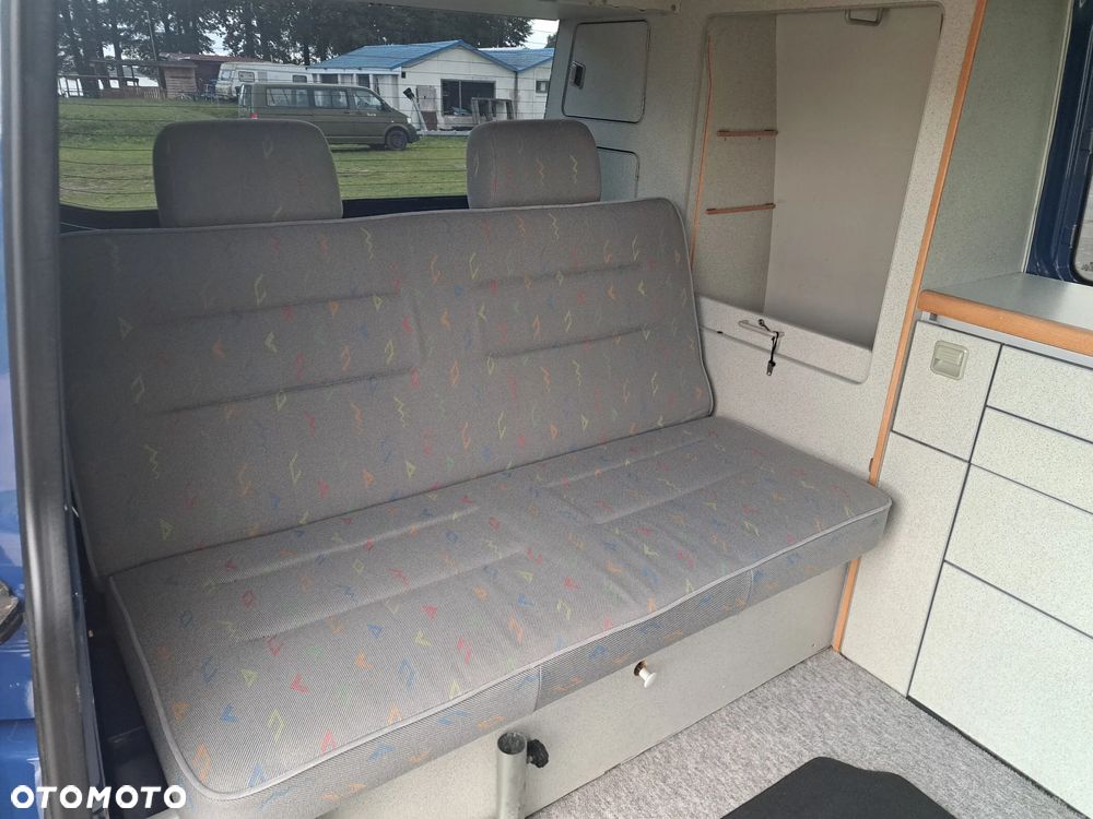 Volkswagen Transporter - 30
