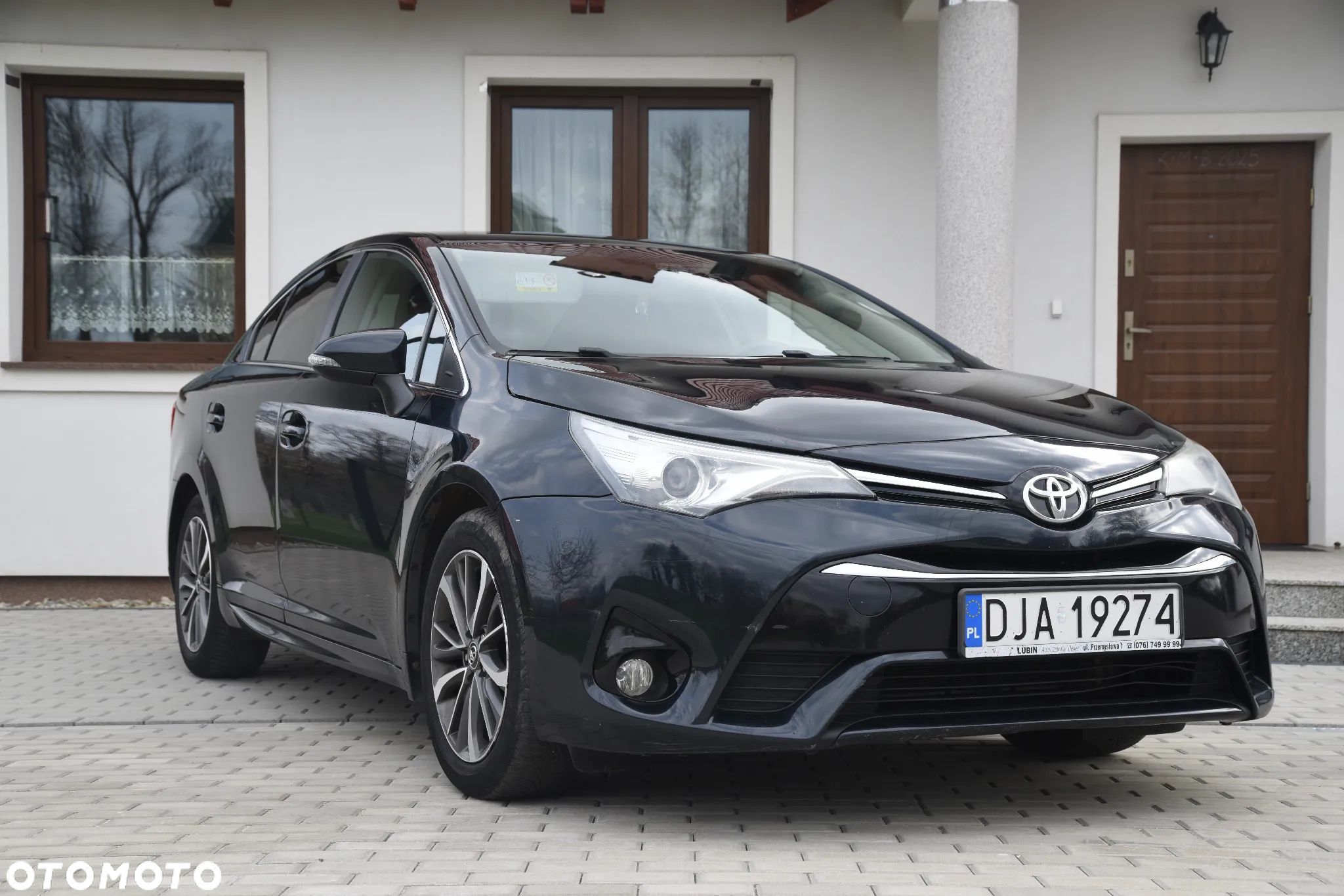 Toyota Avensis - 1