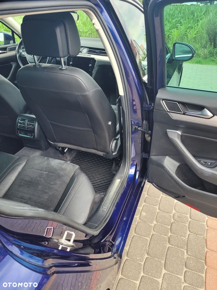 Volkswagen Passat 2.0 TDI SCR Highline - 12