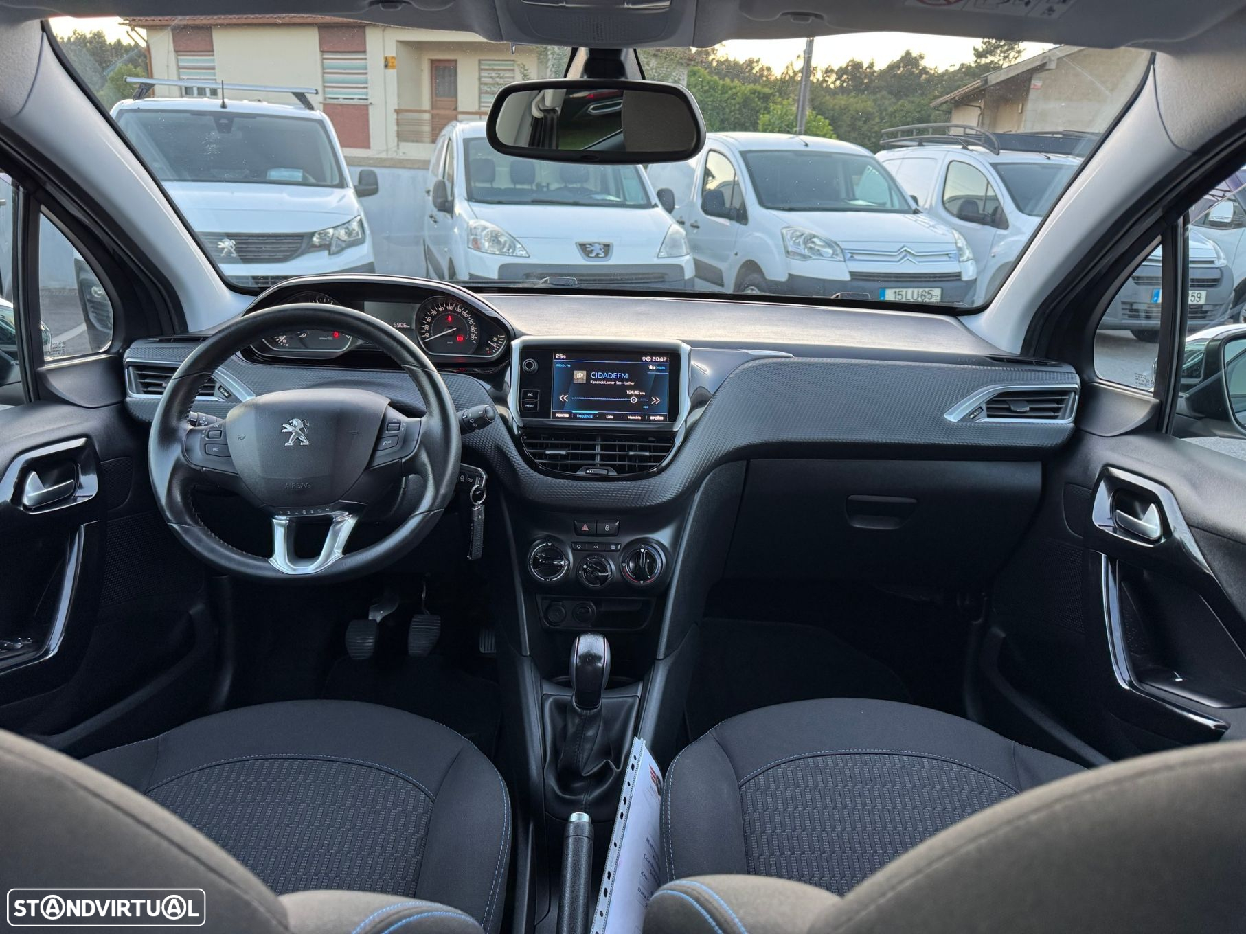 Peugeot 208 1.2 PureTech Style - 20