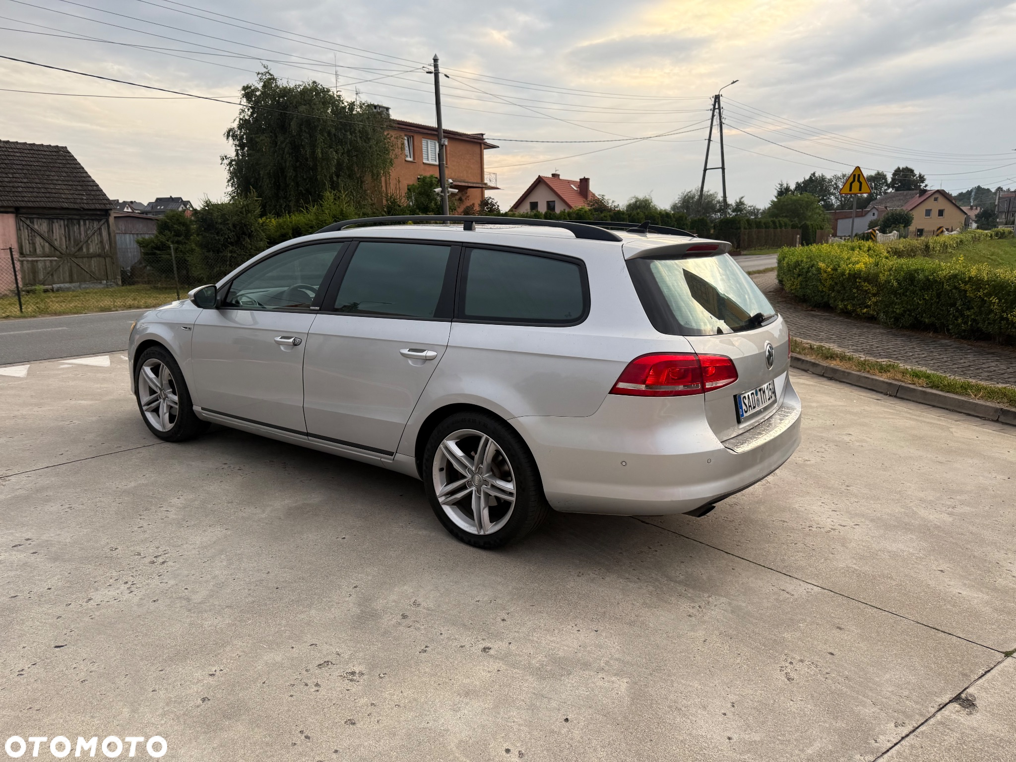 Volkswagen Passat Variant 1.6 TDI BlueMotion Technology R-Line - 5