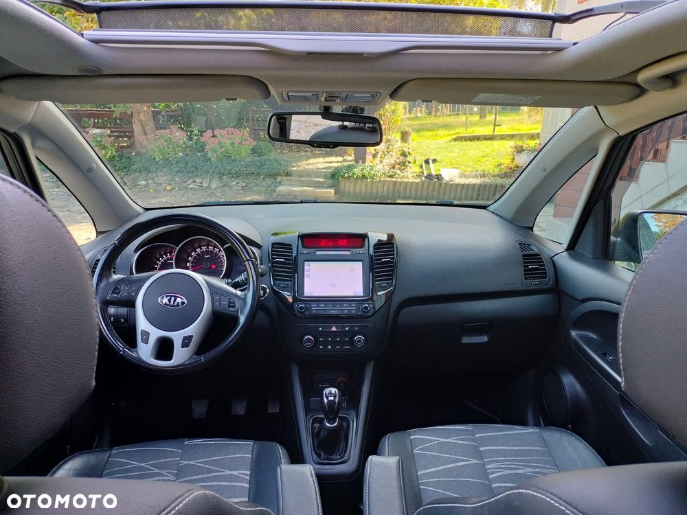 Kia Venga - 5