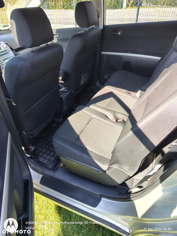 Toyota Corolla Verso - 9