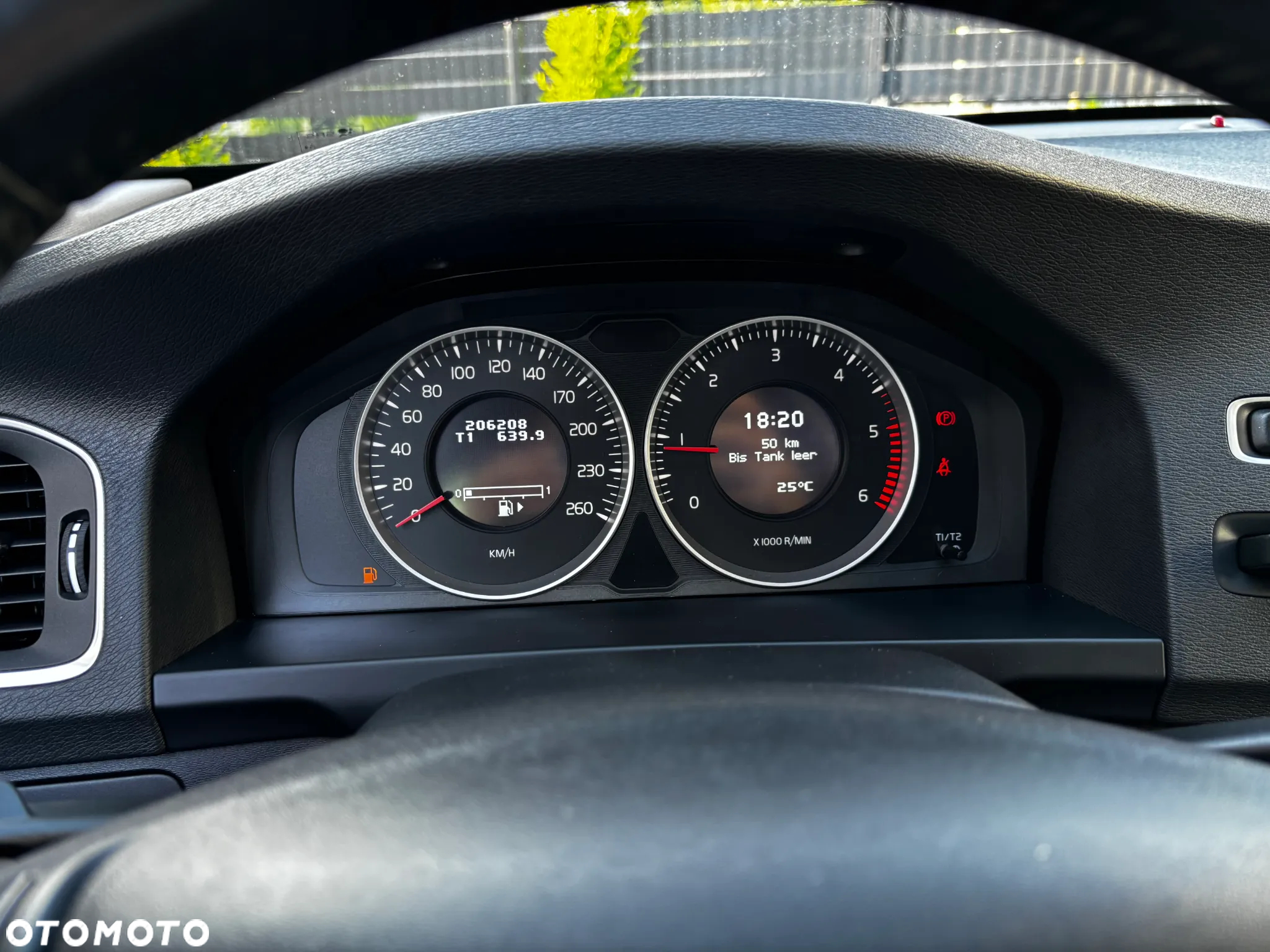Volvo V60 D2 Momentum - 33