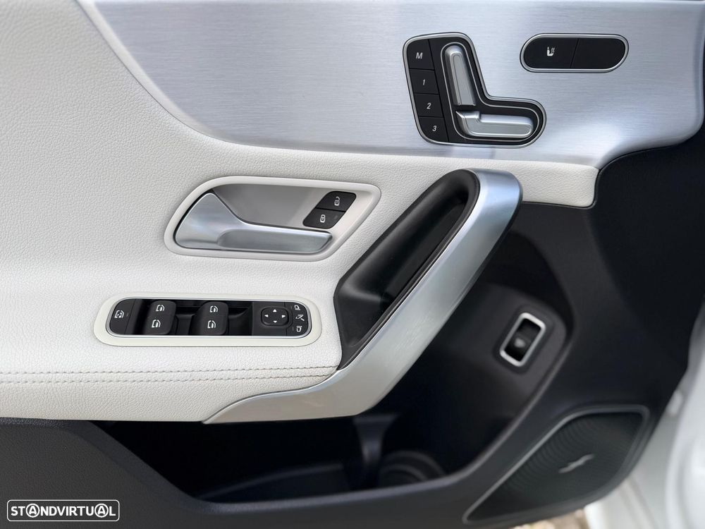 Mercedes-Benz A 200 Limousine - 12