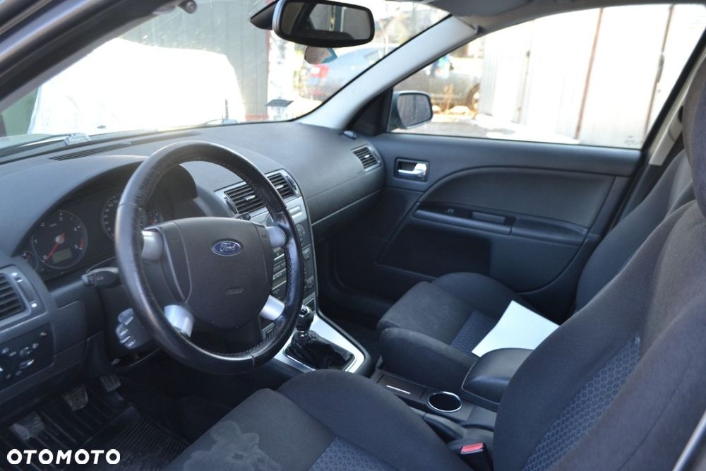 Ford Mondeo - 7