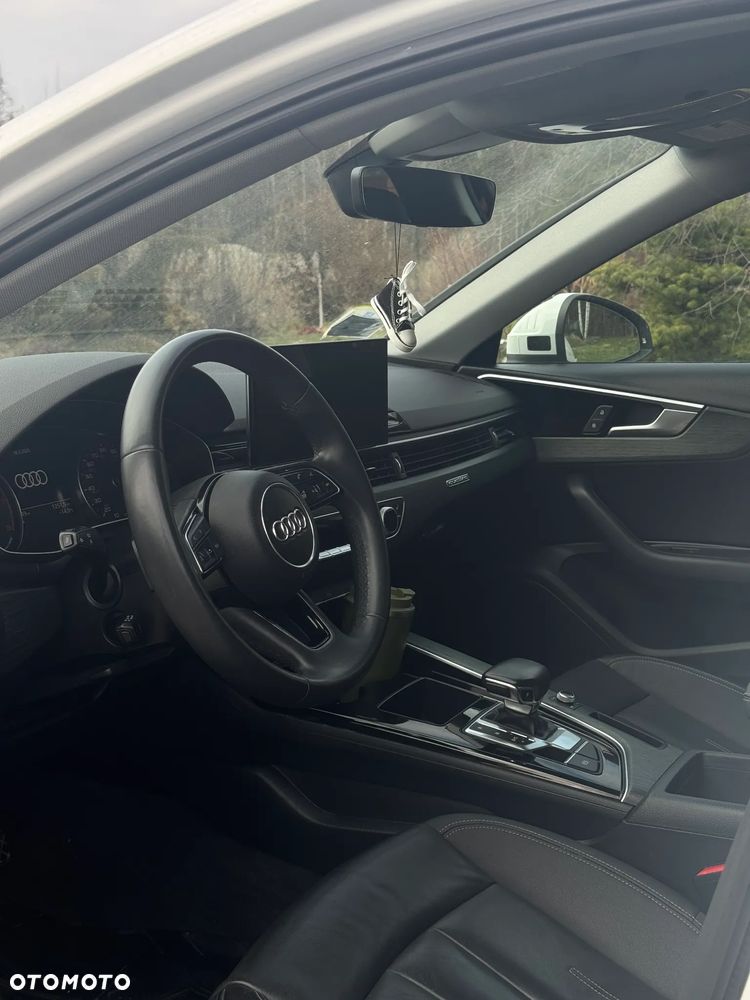 Audi A4 Limousine 40 TFSI quattro S tronic - 10
