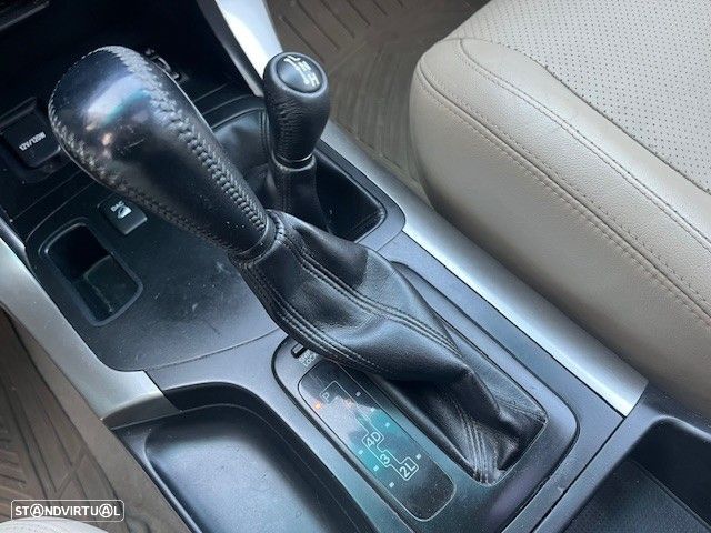 Toyota Land Cruiser - 16