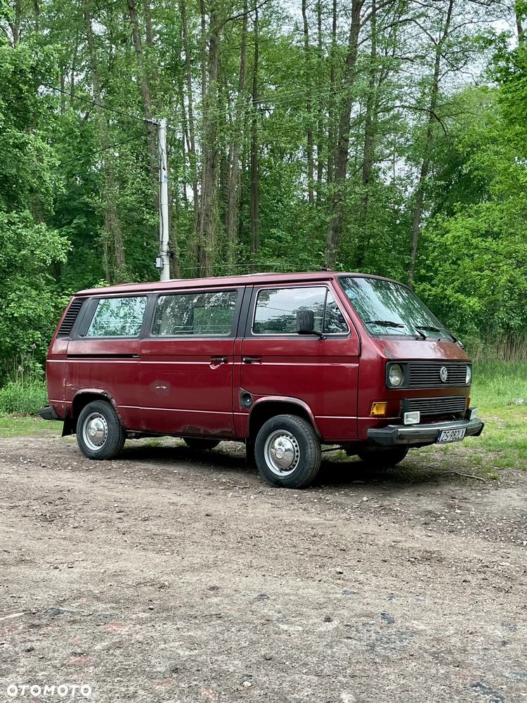 Volkswagen Transporter Caravelle CL 255 592/Z04 - 26